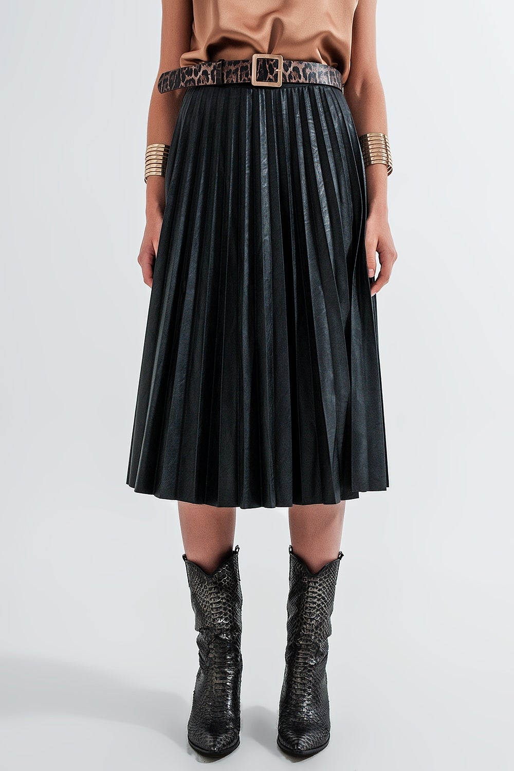 Leather Look Pleated Midi Skirt in Black
