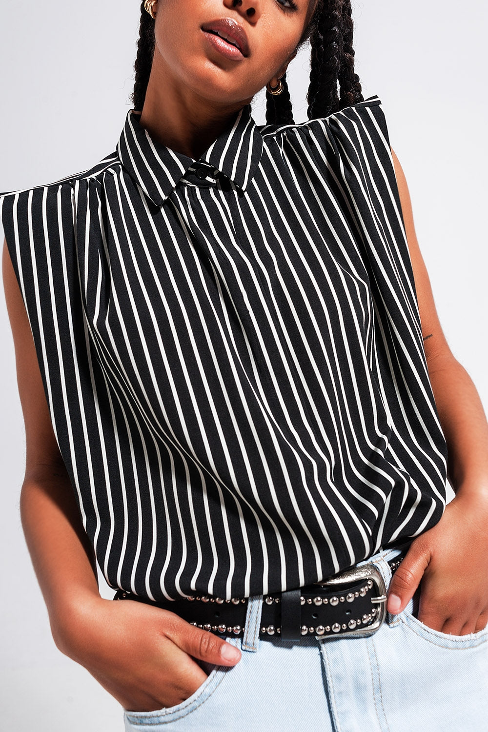 Striped Sleeveless Shirt in Black